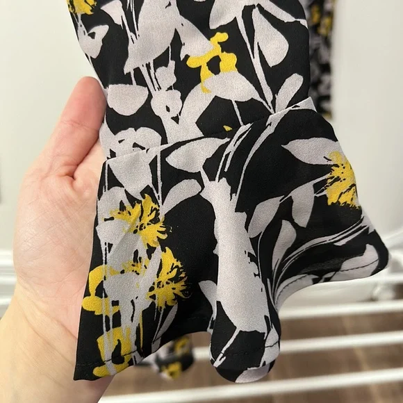 GUESS DRESS - Picture 5 of 7